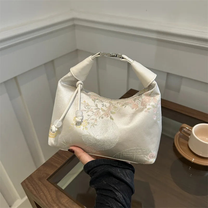 Designer Luxury Bags Woman Sweet Embroidery Shoulder Bag Nylon Texture Pearl Pendant Crossbody Handbag Bucket Handbag Women Girl